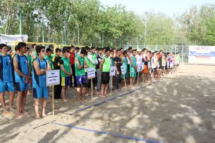 افتتاح مسابقات هندبال ساحلی هفته نکوداشت اصفهان/رونمایی از سایت خبری هیات هندبال