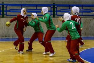 حذف زود هنگام دختران هندبالیست اصفهانی