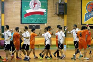 اصفهانی ها گام اول در هندبال را محکم برداشتند