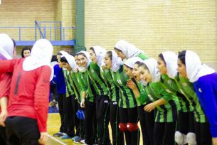 لیگ برتر هندبال بانوان/ اصفهانی ها شکست خوردند