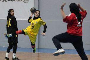 هندبال نوجوانان دختر کشور در اصفهان؛ نتایج روز دوم + برنامه روز سوم