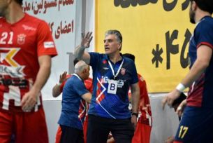 انتصاب یک خمینیشهری به عنوان سرمربی تیم ملی هندبال