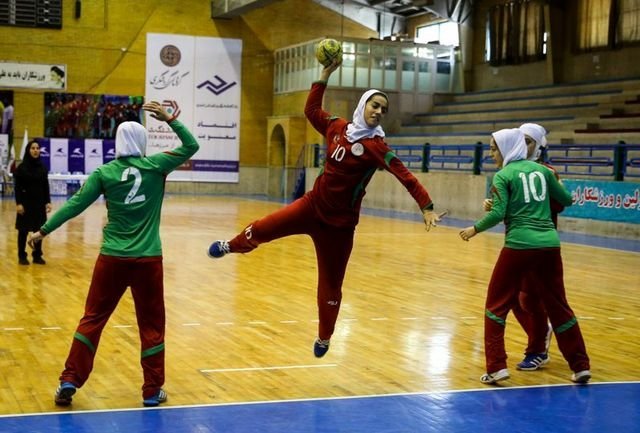 سه ورزشکار استان اصفهان در اردوی تیم ملی هندبال  بانوان