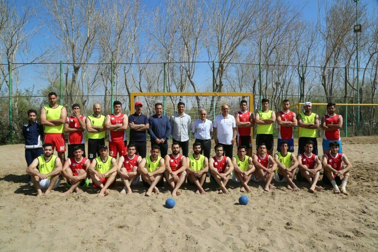 چهار ورزشکار از استان اصفهان در اردوی تیم ملی هندبال ساحلی 