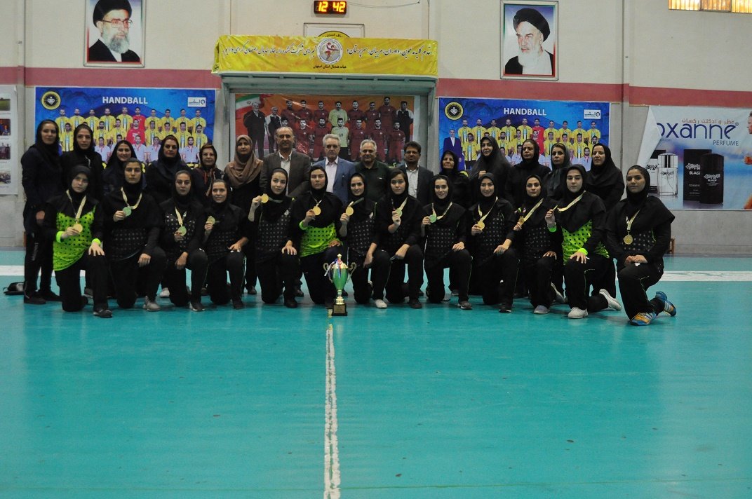اصفهان قهرمان هندبال امیدهای دختر کشور
