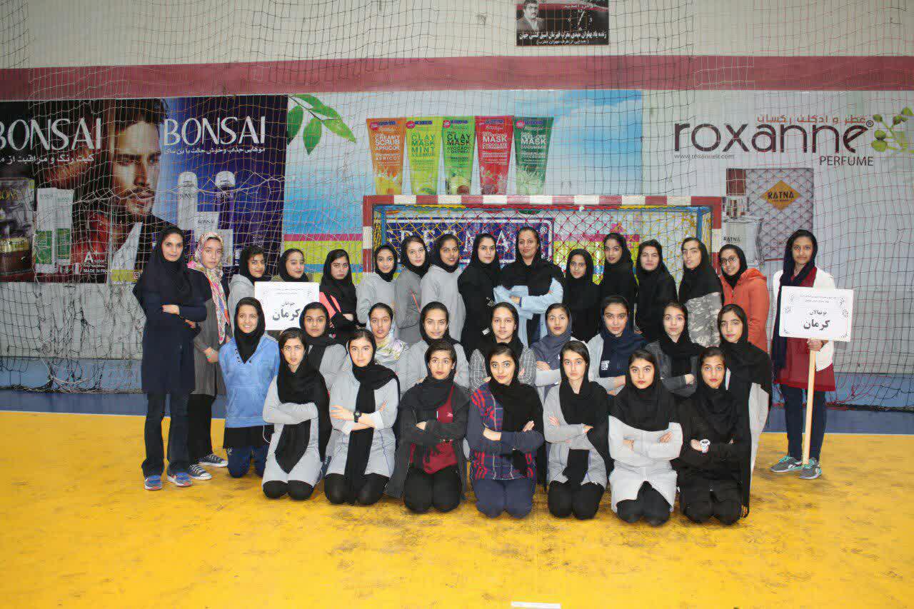 ادامه هندبال دختران منطقه جنوب كشور در اصفهان