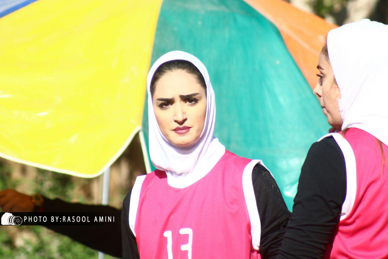 تصاویر مسابقات هندبال ساحلی بزرگداشت هفته فرهنگی اصفهان 