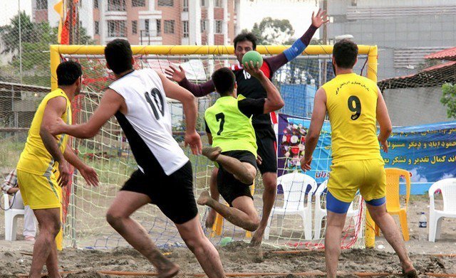 حضور پررنگ اصفهانی‌ها در اردوی تیم ملی هندبال ساحلی