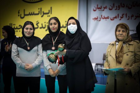 گزارش تصویری اختتامیه مسابقات هندبال نوجوانان دختر کشور به میزبانی اصفهان