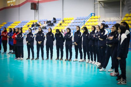 گزارش تصویری اختتامیه مسابقات هندبال نوجوانان دختر کشور به میزبانی اصفهان