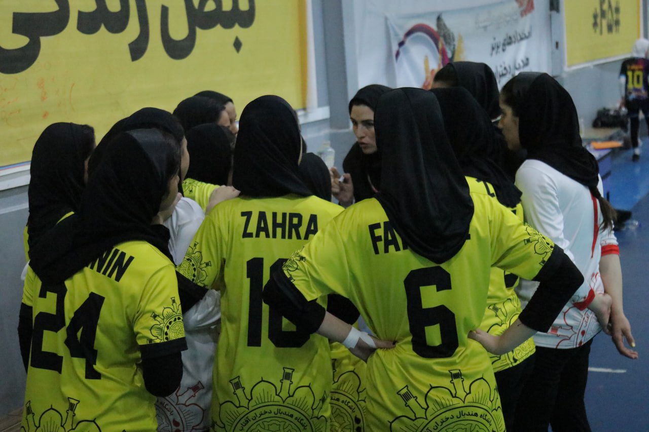 نتایج روز دوم هندبال دختران در اصفهان + برنامه مسابقات روز سوم