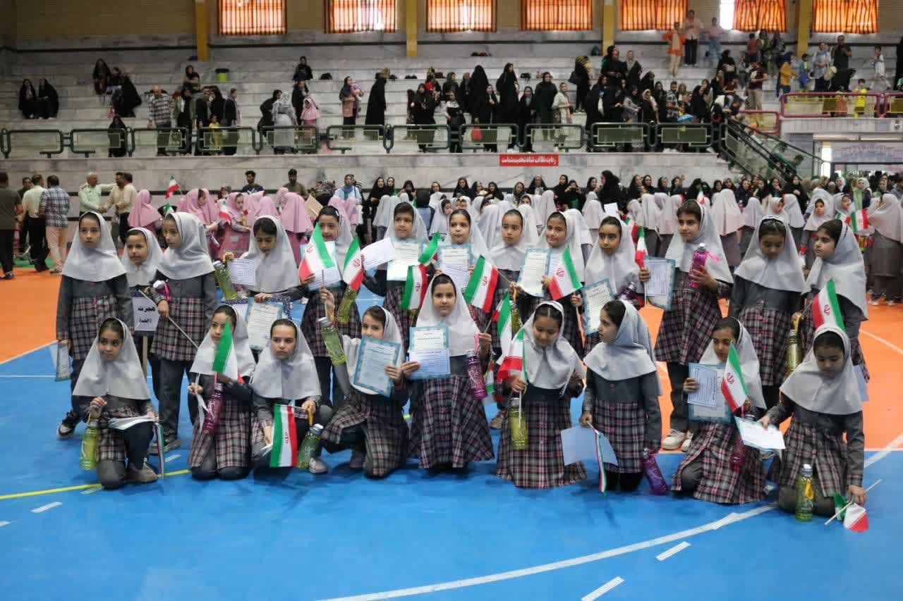 برگزاری جشنواره استعدادیابی هندبال در شهرستان خمینی شهر