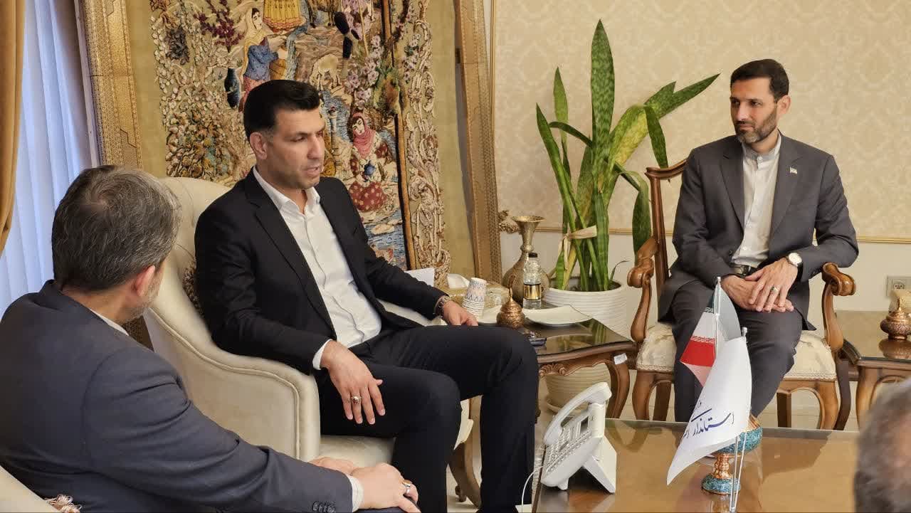 دیدار رئیس فدراسیون هندبال با استاندار اصفهان