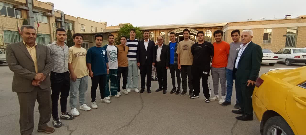 آئین تجلیل از پیشکسوتان و ملی پوشان هندبال شهرستان فلاورجان