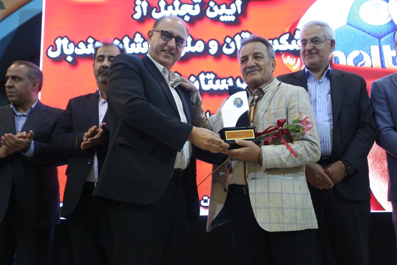 آئین تجلیل از پیشکسوتان و ملی پوشان هندبال شهرستان فلاورجان