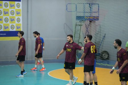 دیدار تدارکاتی هندبال سپاهان و نفت‌وگاز گچساران در اصفهان برگزار شد